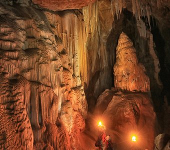 Пещера тысячи кристаллов