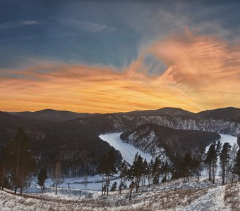 Закат на Манской петле