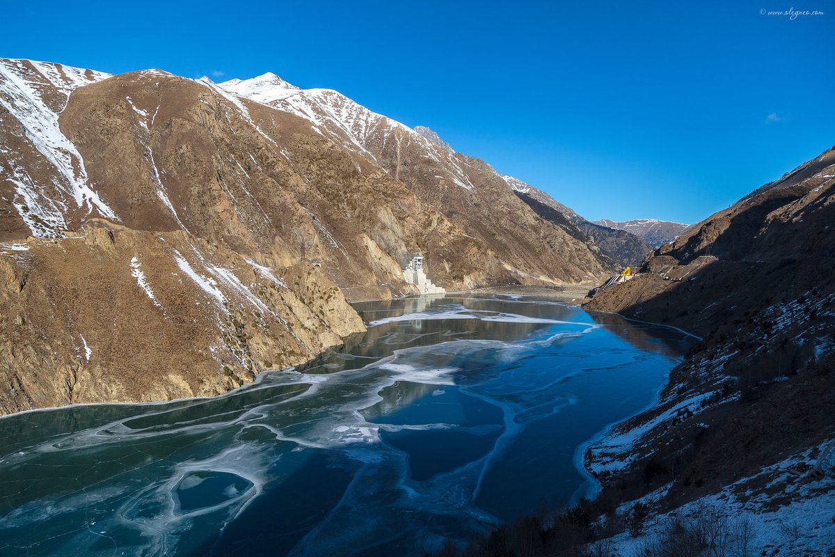 Зарамагское водохранилище Северная Осетия