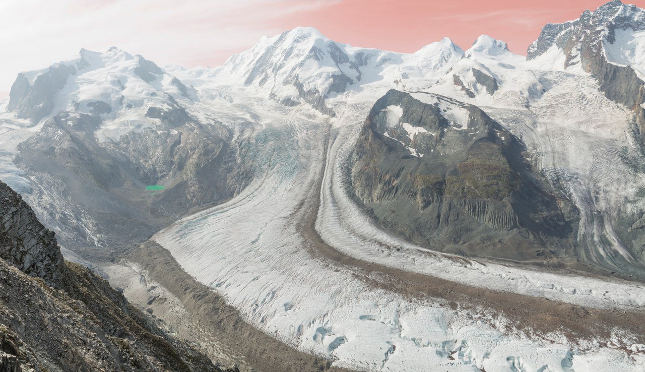 Монте Роза и её хвостатые ледники.