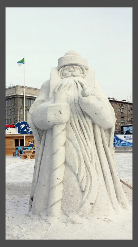 В Томске на Новособорной установят снежные фигуры Деда Мороза и Снегурочки