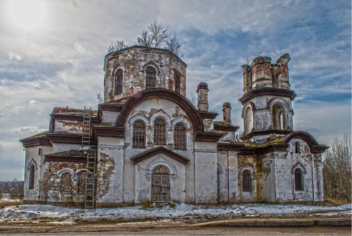 Заброшенные деревянные церкви Карелии