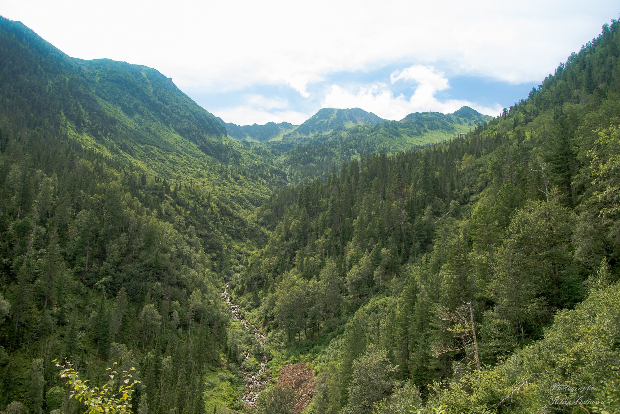 Реки хребта Хамар Дабана