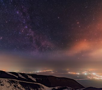 Зимняя ночь на плато Ушконыр