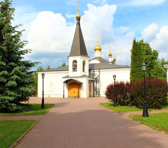 Городские красоты. Подольск. Церковь Воскресения Христова