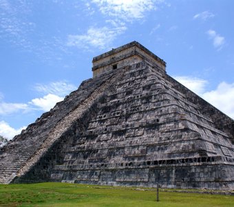 Пирамида Кукулькан, Чичен-Ица, Мексика