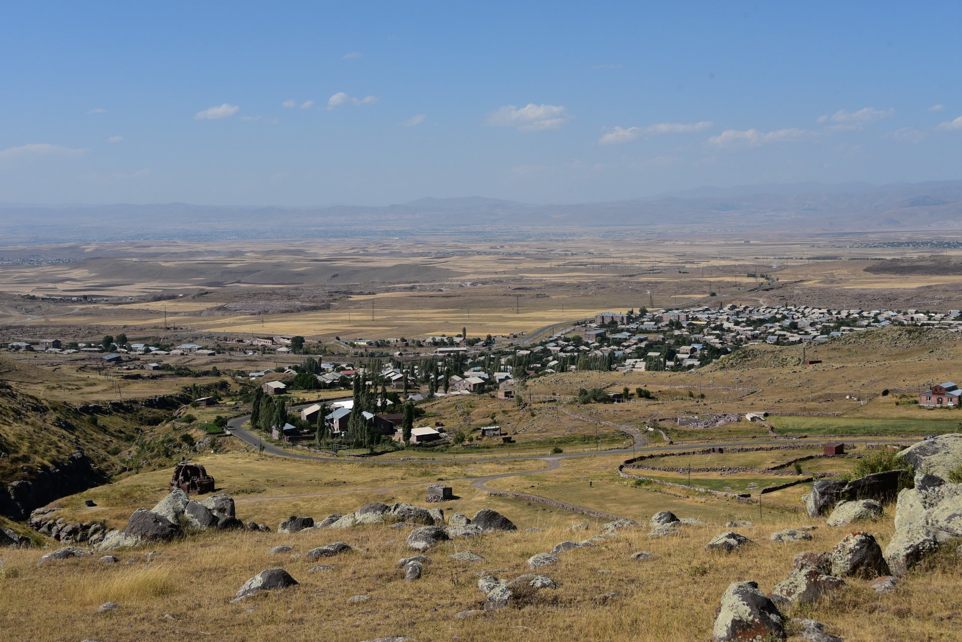 Городок Пемзашен. Северная Армения