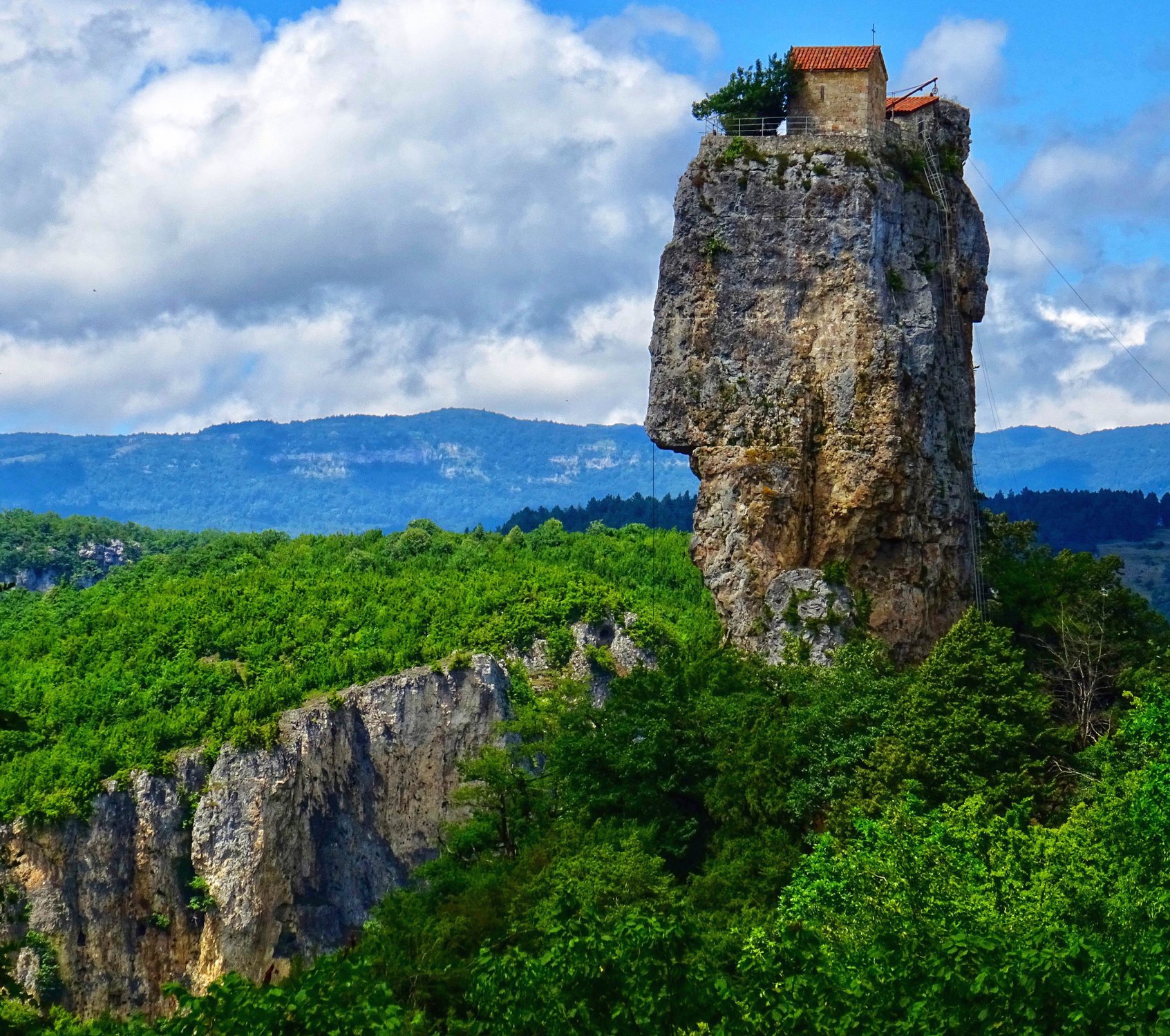 Кацхийский Столп
