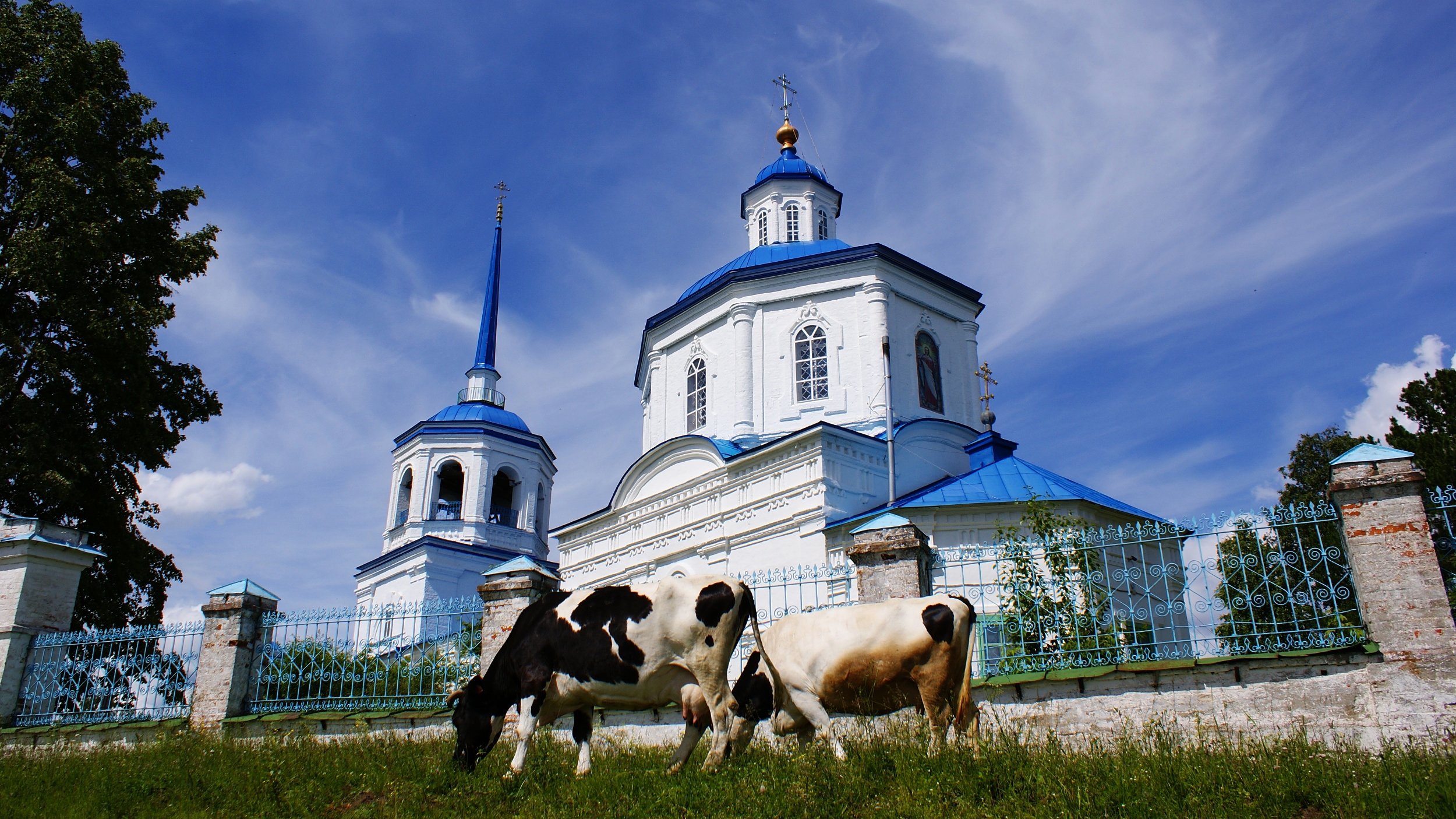 Церковь Похвалы Богородице в поселке Орел Пермского края