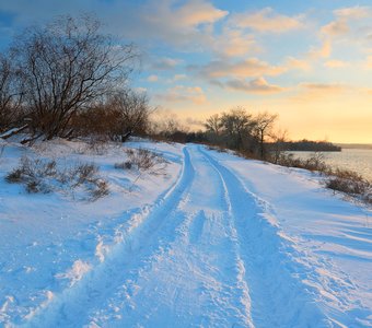 Trail of winter