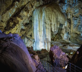 Новоафонская пещера. Абхазия.
