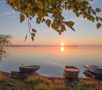 Восход Солнца на озере Селигер