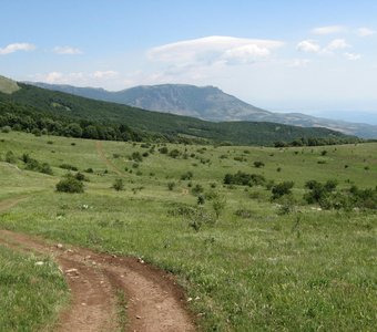 Дорога на горном плато