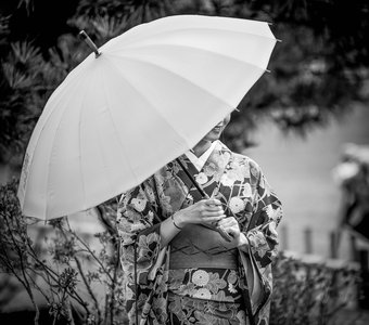 Япония=кимоно+зонты+улыбки