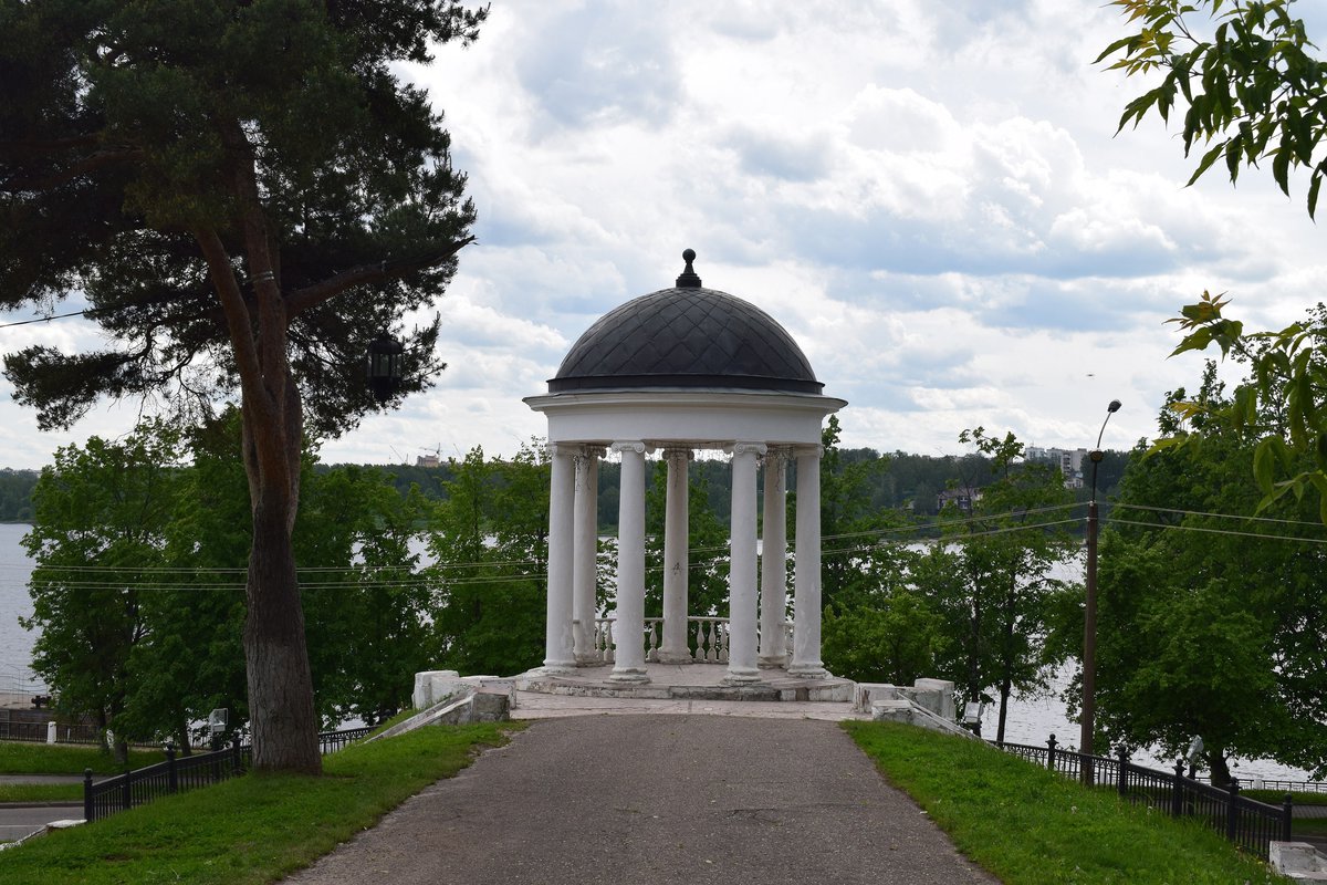 Беседка в костроме на набережной фото