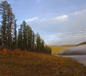 по таежной реке