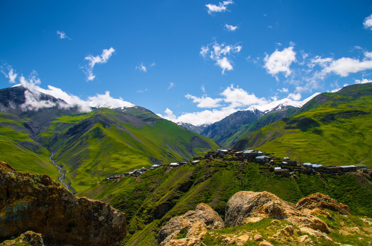 Горы Азербайджана хребет Кавказа
