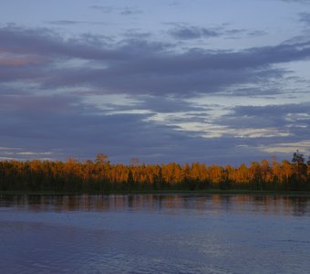 Закат на реке Чирка-Кемь