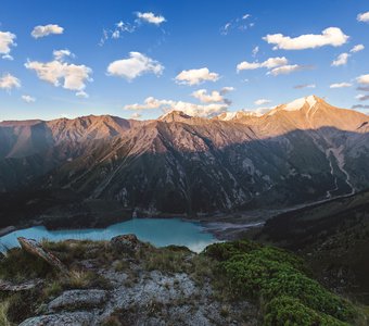 Горы Казахстана и озеро БАО