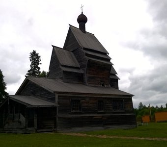 Церковь Георгия Победоносца. Село Юксовичи 15 век.