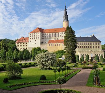 Замок Веезенштайн (нем. Schloss Weesenstein)