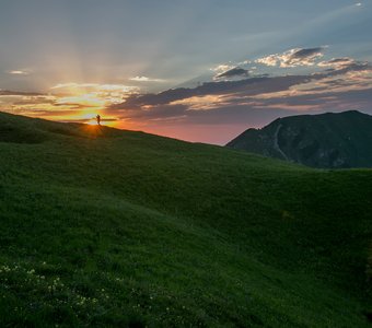 Рассвет в горах. Чечня.