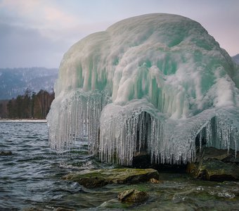 Ледяные медузы Телецкого озера (Горный Алтай)