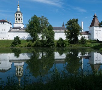Свято-Пафнутиев монастырь