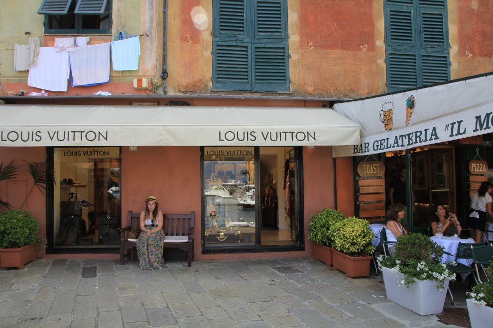 Louis Vuitton+сушка белья