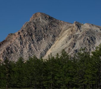Гора Зундук. Байкал.