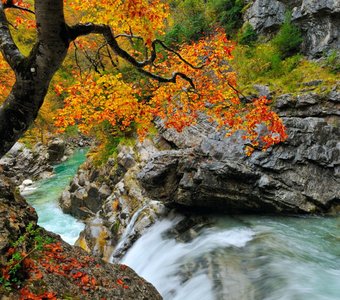 Осень в ущелье Анискло