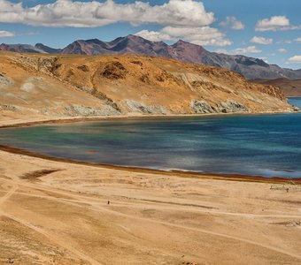 Озеро Манасаровар. Тибет.