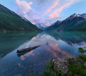 Закат на берегу Кучерлинско