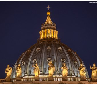 Купол собора Св.Петра ночью