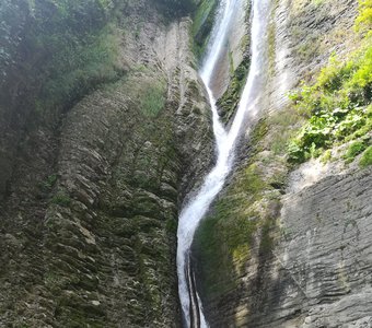 Ореховый водопад