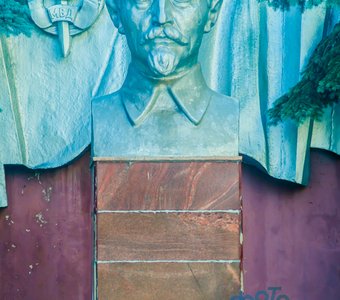 памятник Феликсу Эдмундовичу Дзержинскому. Курск