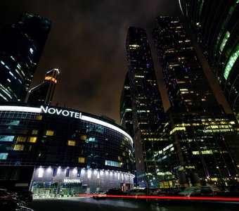 Москва-сити ночью