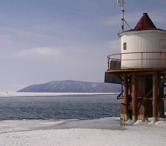 Озеро Байкал.Зимой.