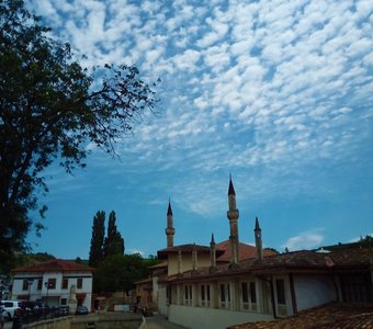 Небо над Ханским дворцом в Бахчисарае