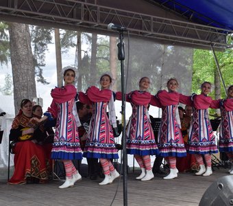 Танцы народов России
