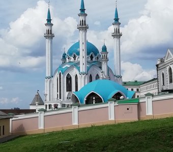 Мечеть Кул Шариф. Одна из достопримечательностей г. Казань