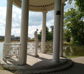 Беседка влюблённых