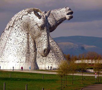 Мистические кони. Монумент в Шотландии