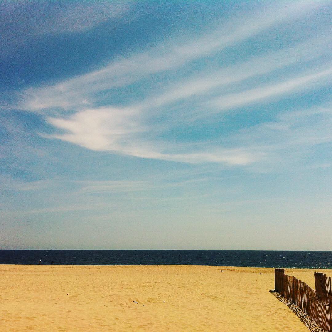 Небо, океан, песок