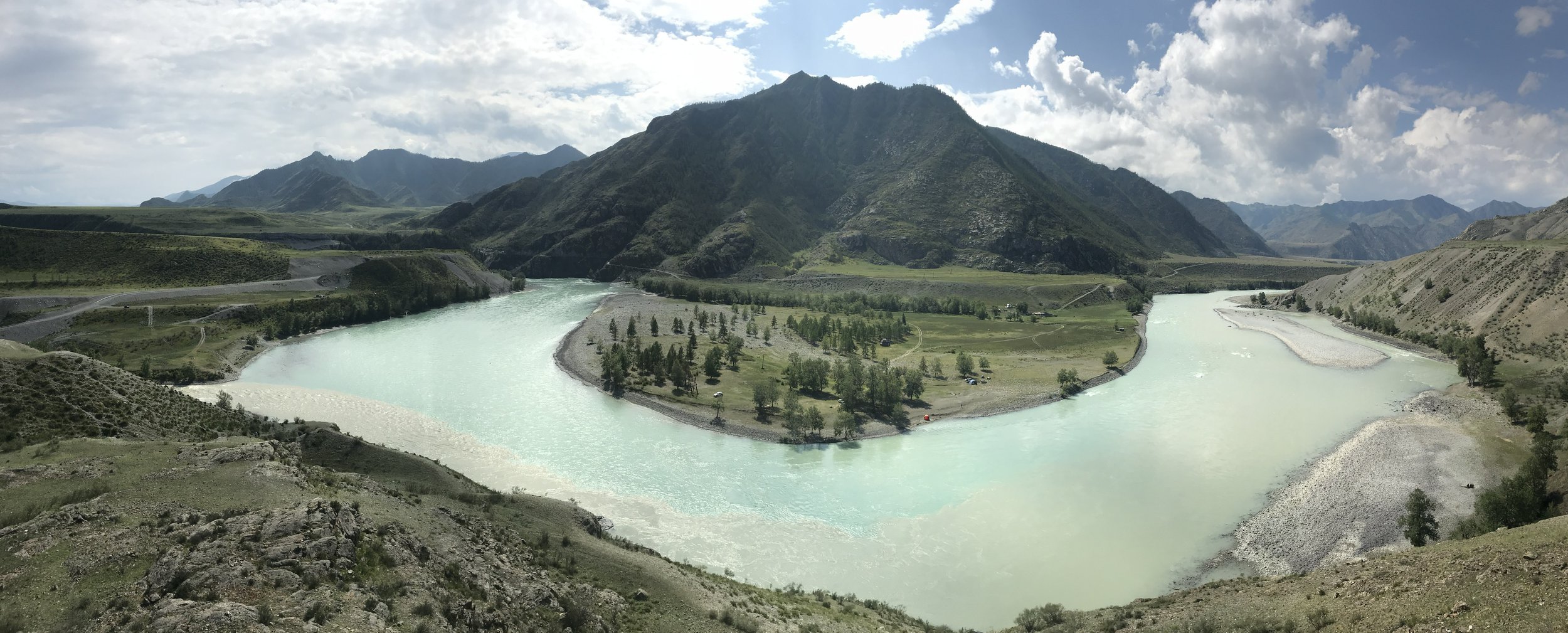 Слияние рек Катунь и Чуя