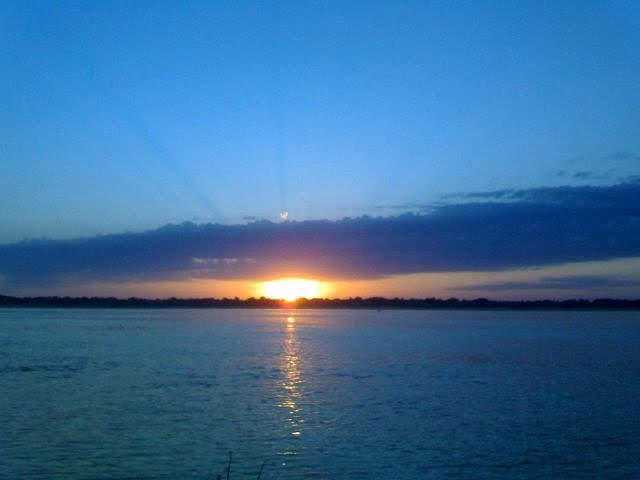 Рассвет на Волге