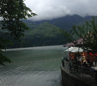 Озеро Рицца