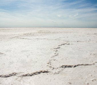 Самое соленое озеро Европы - Эльтон
