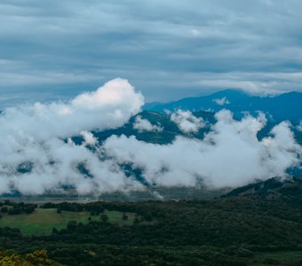 Жизнь в горах с облаками по соседству