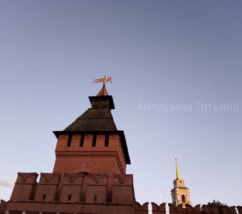 Красота башни Тульского кремля.